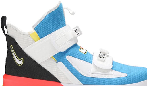 Nike LeBron Soldier 13 'Biru Muda Foto Crimson' AR4225-401 Order Nike LeBron Soldier 13 'Biru Muda Foto Crimson' AR4225-401