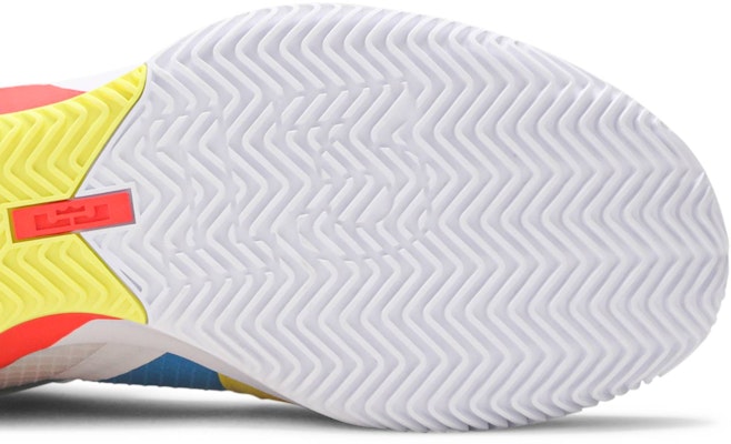 Nike LeBron Soldier 13 'Biru Foto Terang Crimson' AR4225-401 Purchase Nike LeBron Soldier 13 'Biru Foto Terang Crimson' AR4225-401