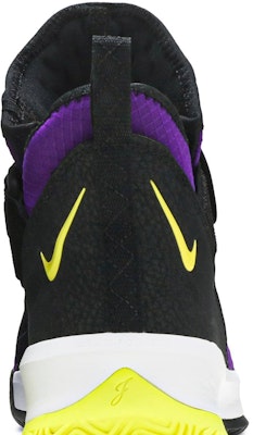 Nike LeBron Soldier 13 SFG 'Lakers' AR4225-500 Sizing Nike LeBron Soldier 13 SFG 'Lakers' AR4225-500