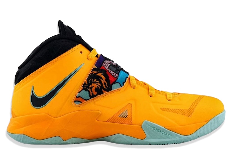 Nike LeBron Soldier 7 'Pop Art' 599264-800