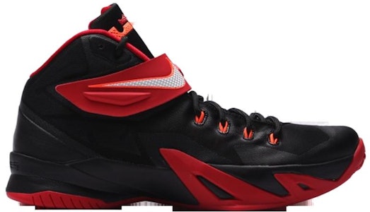 Nike LeBron Soldier 8 'Hitam Merah Universitas' 653641-016 Order Nike LeBron Soldier 8 'Hitam Merah Universitas' 653641-016