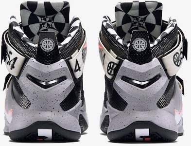 耐克LeBron Soldier 9限量版'Quai 54'篮球鞋 810803-015 Purchase 耐克LeBron Soldier 9限量版'Quai 54'篮球鞋 810803-015
