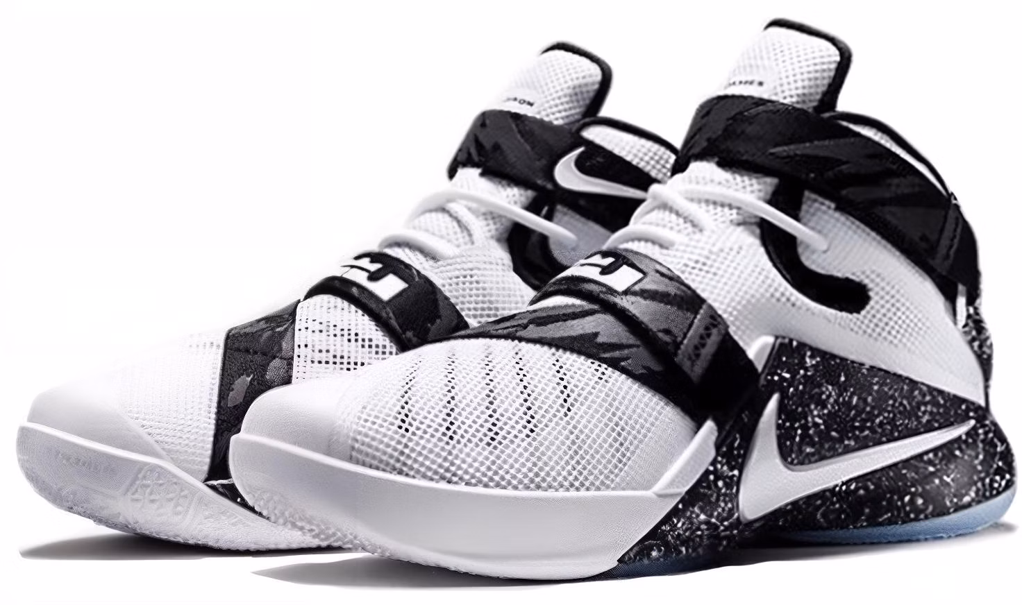 nike-le-bron-soldier-9-premium-white-black-749490-110