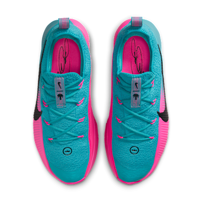 Shop Nike LeBron TR 1 籃球鞋 綠松石/粉爆/黑 FJ6151-301