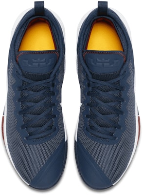 Nike LeBron Witness 2 Azul Marino Universitario y Rojo Equipo 942518-406 Lookbook Nike LeBron Witness 2 Azul Marino Universitario y Rojo Equipo 942518-406