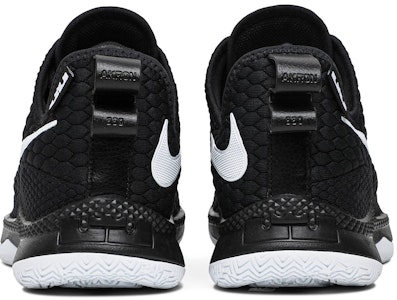 Nike LeBron Witness 3 “Black White“ 黑白 國際版 Details for Nike LeBron Witness 3 “Black White“ 黑白 國際版