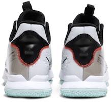 耐克 LeBron Witness 5 '纯铂金清露' CQ9380-006 Details for 耐克 LeBron Witness 5 '纯铂金清露' CQ9380-006