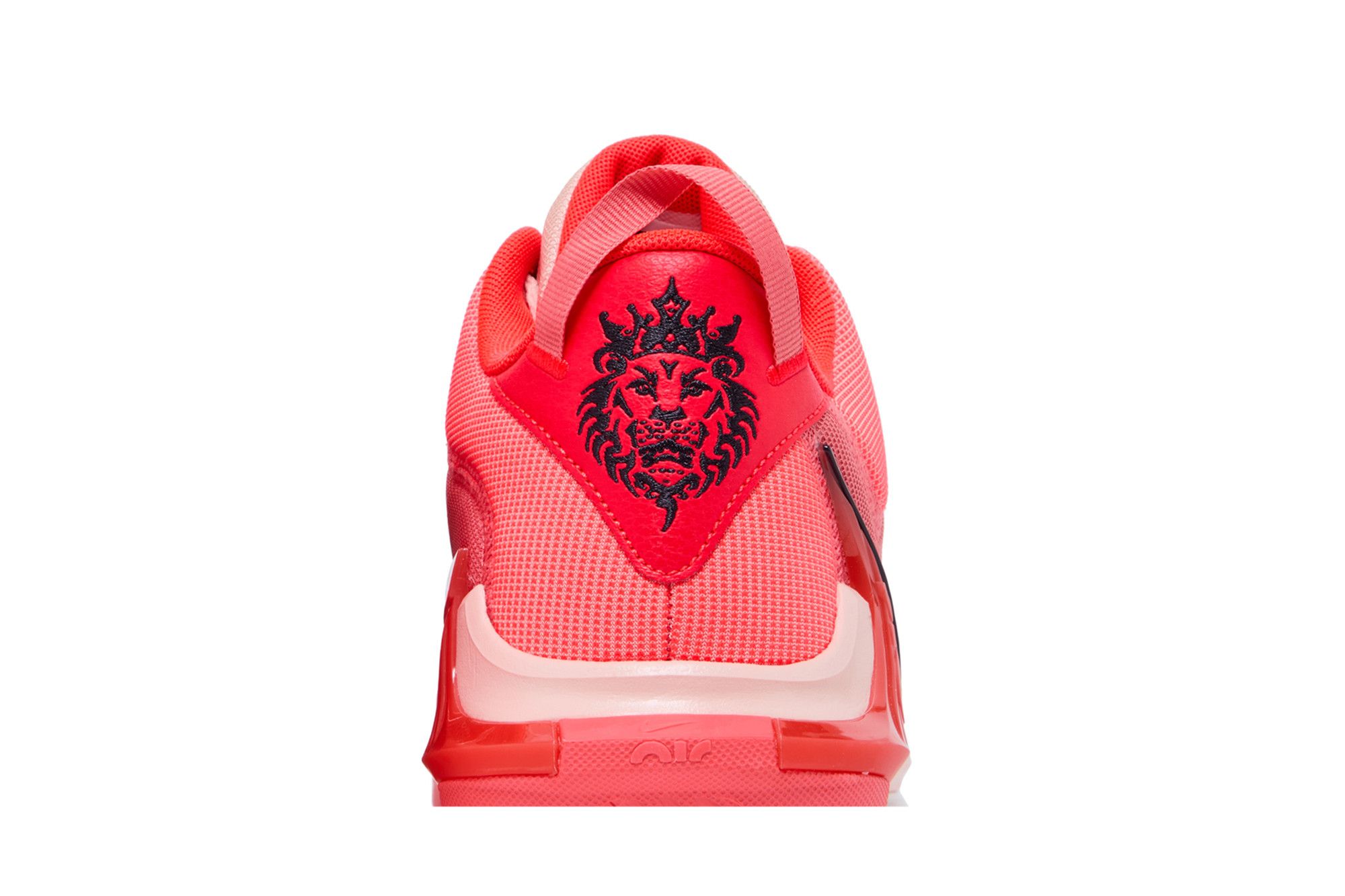 Sizing Nike LeBron Witness 7 ''Helles Karminrot'' DM1123-600