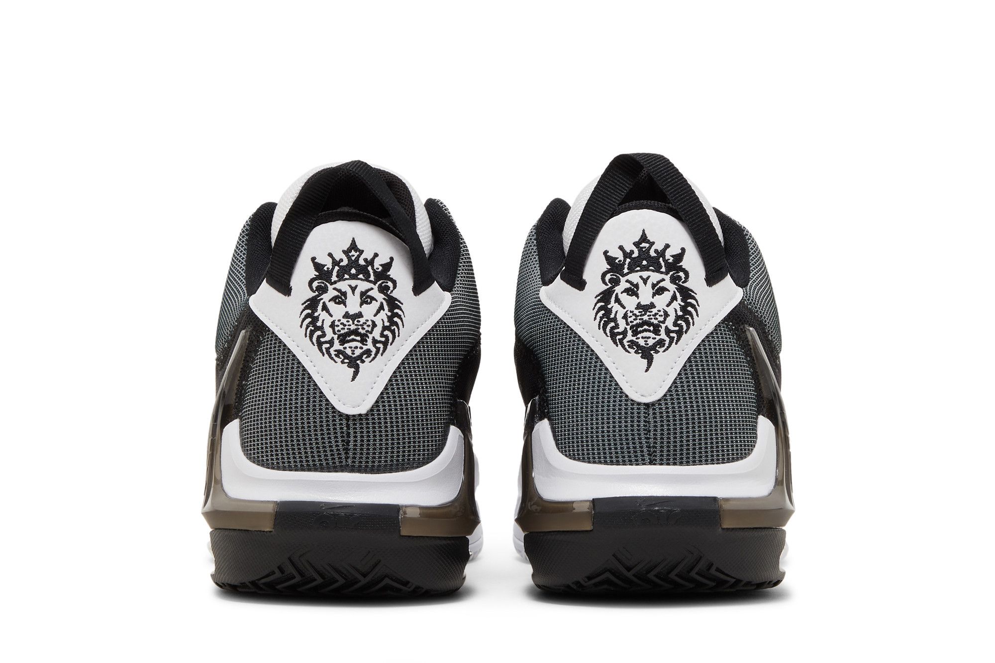 Sizing Nike LeBron Witness 7「白黑」DM1123-100