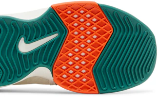 Details for Nike LeBron Witness 8 ''Cannon'' Basketballschuhe FB2237-101/FB2239-101