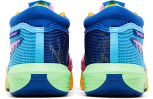 耐克 勒布朗 见证 8 '我承诺学校 - 鞋舌标签' HJ2962-900 Details for 耐克 勒布朗 见证 8 '我承诺学校 - 鞋舌标签' HJ2962-900