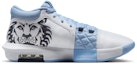 Lookbook Nike LeBron Witness 8 EP HQ2140-100