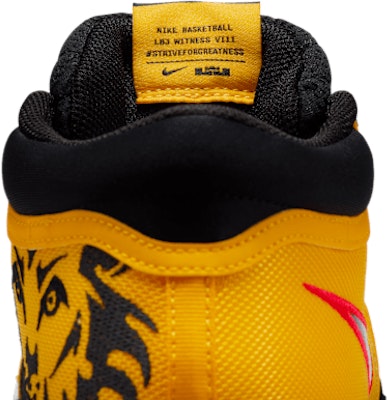 Nike LeBron Witness VIII EP HQ2140-700 1