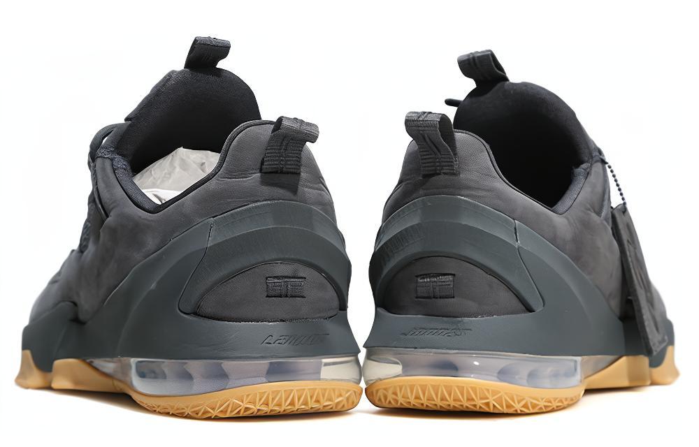 Purchase Nike LeBron XIII Low PRM 13 Chaussures Basket-Ball AH8289-002