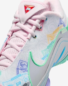 Nike LeBron XXII ‘Currenty’ EP 'Putih Hijau Bersinar' FZ1098-100 Sizing Nike LeBron XXII ‘Currenty’ EP 'Putih Hijau Bersinar' FZ1098-100