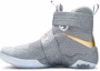 Lookbook Nike LeBron Zoom Soldier 10 Kelabu Pertempuran 899620-010