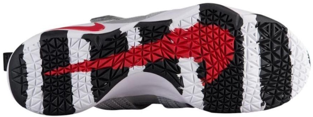 Nike LeBron Zoom Soldier 11 Silver Bullet 897646-007 Purchase Nike LeBron Zoom Soldier 11 Silver Bullet 897646-007