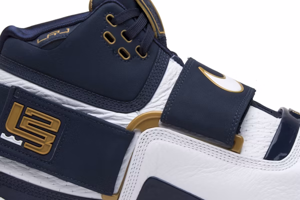 Nike LeBron Zoom Soldier 1 Think 16 (25 Straight) AO2088-400 Order Nike LeBron Zoom Soldier 1 Think 16 (25 Straight) AO2088-400