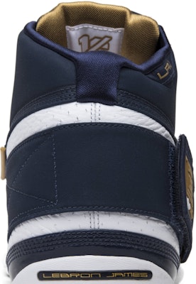 Nike LeBron Zoom Soldier 1 Think 16 (25 Straight) AO2088-400 Sizing Nike LeBron Zoom Soldier 1 Think 16 (25 Straight) AO2088-400