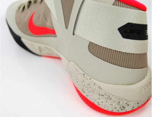 나이키 르브론 줌 솔져 6 '뱀부' (Nike LeBron Zoom Soldier 6 '뱀부') 525015-200 Lookbook 나이키 르브론 줌 솔져 6 '뱀부' (Nike LeBron Zoom Soldier 6 '뱀부') 525015-200