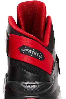 Nike LeBron Zoom Soldier 6 'Bred' 525015-001(黑紅配色) Sizing Nike LeBron Zoom Soldier 6 'Bred' 525015-001(黑紅配色)