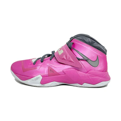 Nike LeBron Zoom Soldier 7 'Kay Yow'