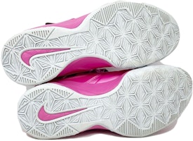 Nike LeBron Zoom Soldier 7 'Kay Yow' Rosa - Zapatillas Baloncesto. 599264-600 Details for Nike LeBron Zoom Soldier 7 'Kay Yow' Rosa - Zapatillas Baloncesto. 599264-600