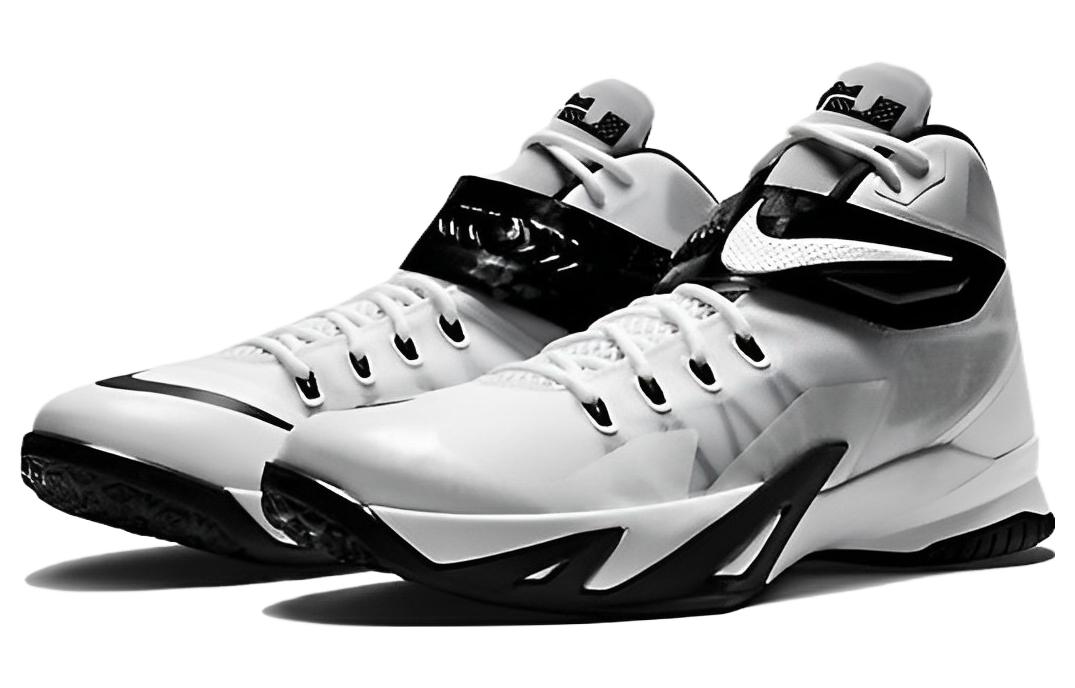 Lookbook Nike LeBron Zoom Soldier 8 TB ''Blanc Noir'' 653648-100