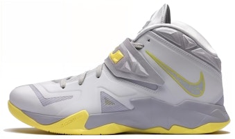 Nike LeBron Zoom Solider 7 'Sonic Yellow' 599264-001 Nike LeBron Zoom Solider 7 'Sonic Yellow' 599264-001