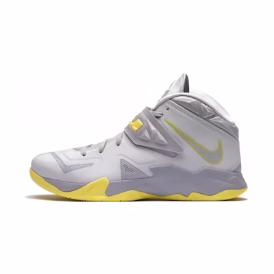 Nike LeBron Zoom Solider 7 'Sonic Yellow'