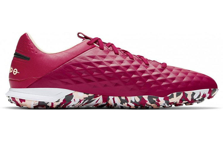 Lookbook Nike Legend 8 PRO TF 草地足球鞋 玫瑰紫色