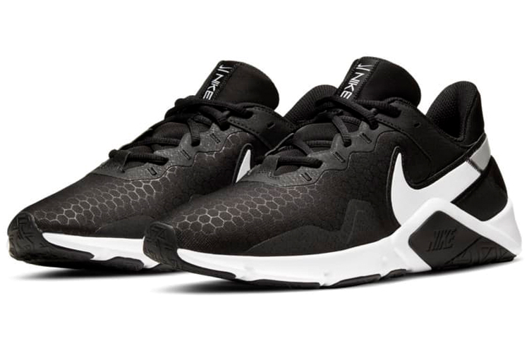 Lookbook ナイキ レジェンド エッセンシャル 2 "ブラックメタリックシルバー" CQ9356-001