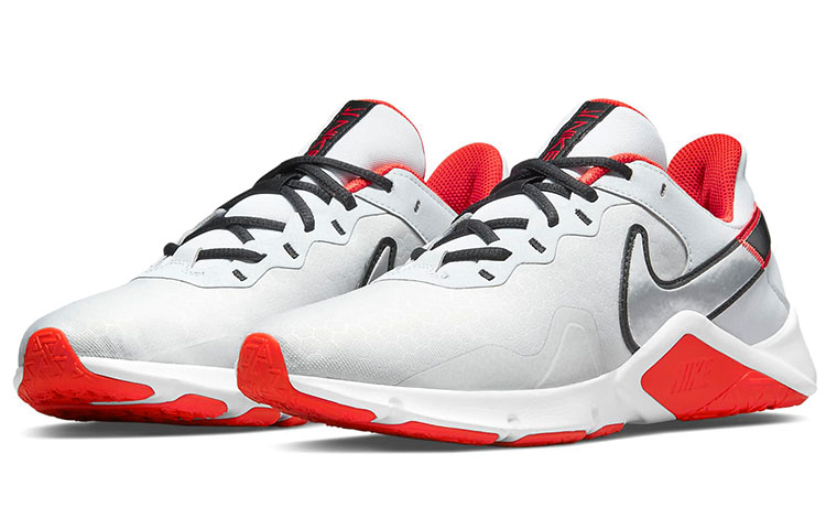 Lookbook Nike Legend Essential 2 "Reines Platin Metallic Silber" CQ9356-018