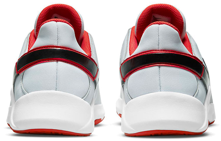 Purchase Nike Legend Essential 2 "Reines Platin Metallic Silber" CQ9356-018
