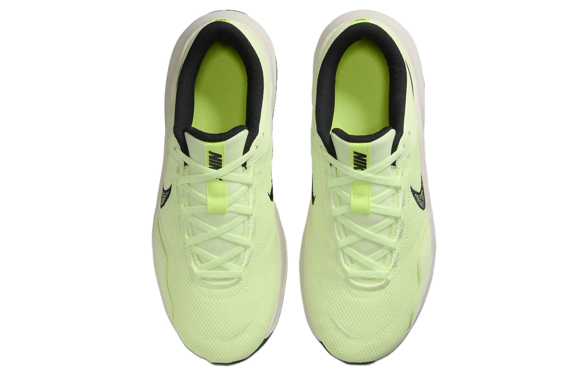 Shop 耐克传奇 Essential 3 Next Nature '浅伏特幽灵' DM1120-700