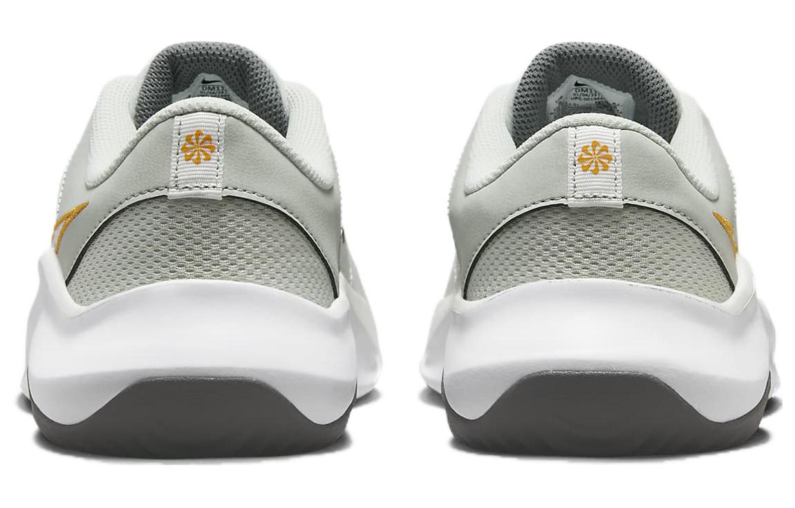 Purchase ナイキ レジェンド エッセンシャル 3 ネクスト ネイチャー "ライトシルバー/ブライトマンダリン" DM1120-008