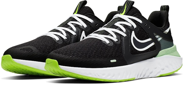 나이키 레전드 리액트 2 블랙/그린 CQ0012-011 Lookbook 나이키 레전드 리액트 2 블랙/그린 CQ0012-011