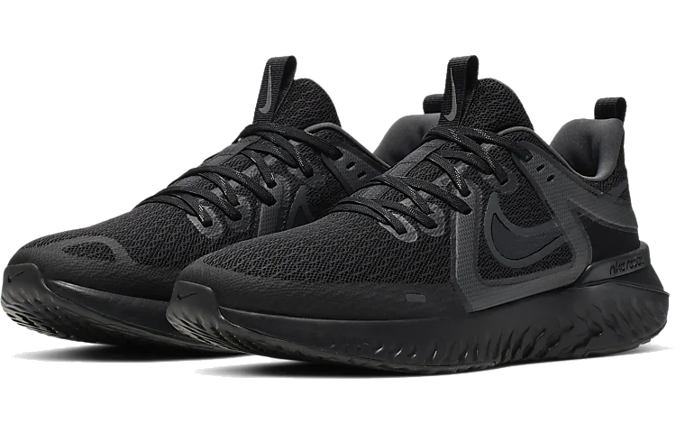 Lookbook Nike Legend React 2 缓震 黑武士 低筒 跑步鞋 男女同款 黑色