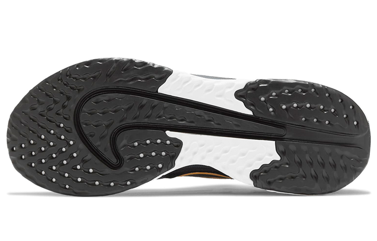 Details for 耐克传奇React 2黑橙色跑鞋 AT1368-009