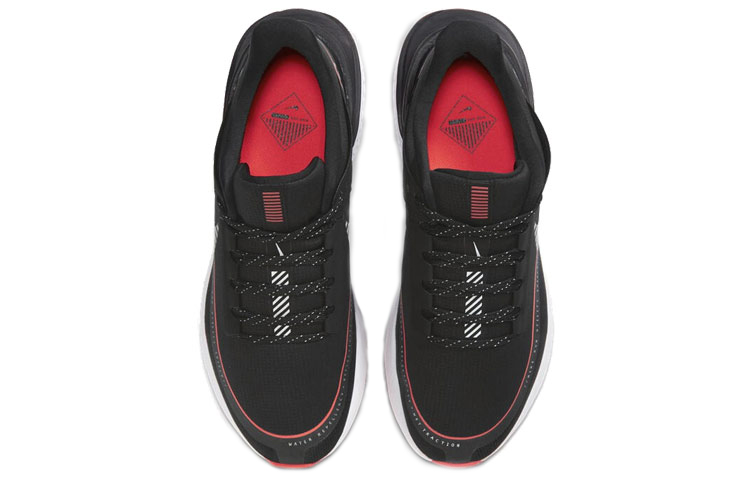 Shop Nike Legend React 2 Shield 拼接運動 低筒 跑步鞋 男款 黑粉