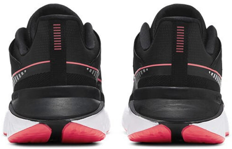 Purchase Nike Legend React 2 Shield 拼接運動 低筒 跑步鞋 男款 黑粉