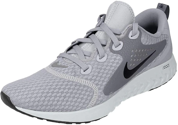 Nike Legend React Wolf Grau Sneakers AA1625-003 Lookbook Nike Legend React Wolf Grau Sneakers AA1625-003