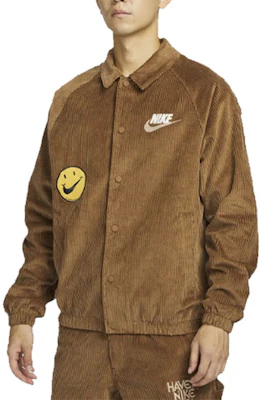 耐克字母印花翻领休闲夹克 - 驼色 FZ5737-281 Shop 耐克字母印花翻领休闲夹克 - 驼色 FZ5737-281