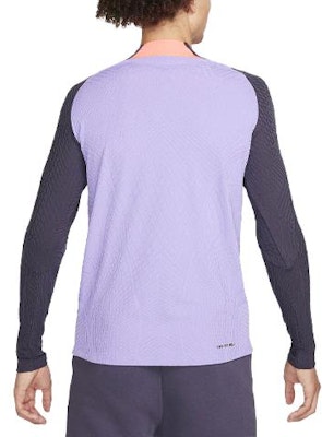 Nike 利物浦足球俱樂部 Strike Elite 紫空色長袖足球運動衫 男款 DZ0694-568 Lookbook Nike 利物浦足球俱樂部 Strike Elite 紫空色長袖足球運動衫 男款 DZ0694-568
