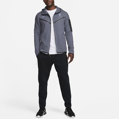 Nike Liverpool FC Tech Fleece Windrunner Hoodie Ungu Space Jumper Sepak Bola FQ8015-015 Shop Nike Liverpool FC Tech Fleece Windrunner Hoodie Ungu Space Jumper Sepak Bola FQ8015-015