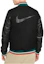 Lookbook Nike Liverpool Jaket Zip Hitam Logo Cetakan Huruf DD9713-010