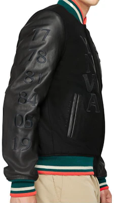 Nike Liverpool Jaket Zip Hitam Logo Cetakan Huruf DD9713-010 Purchase Nike Liverpool Jaket Zip Hitam Logo Cetakan Huruf DD9713-010