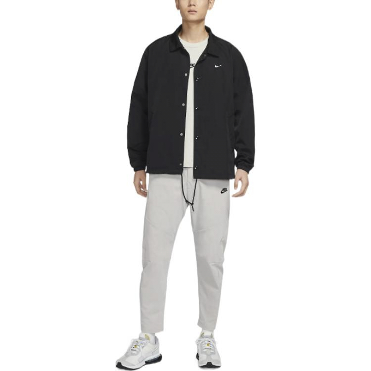 Shop 나이키 로고 버튼업 폴로 재킷 블랙 봄 컬렉션 DQ5006-010