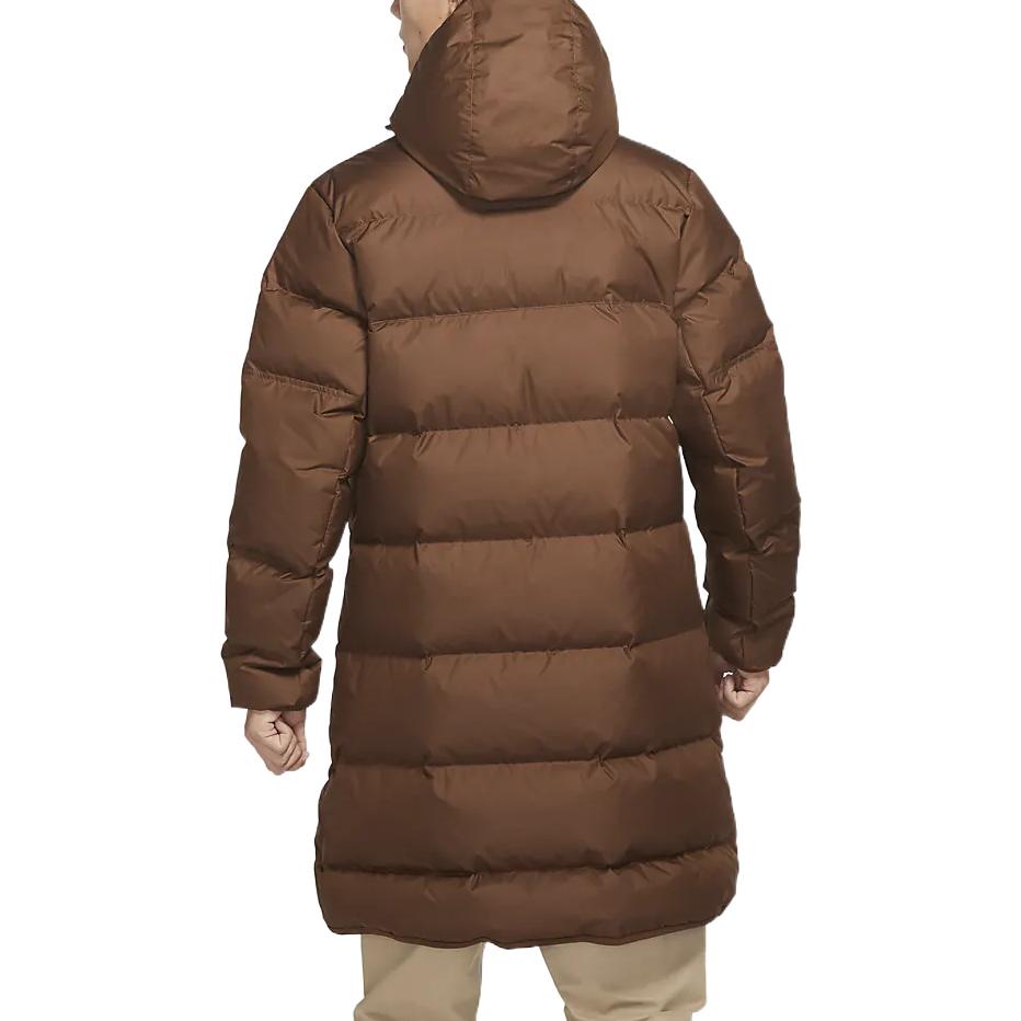 Sizing Nike Jaket Tahan Air Cokelat dengan Logo dan Hoodie Ritsleting. DV1134-259