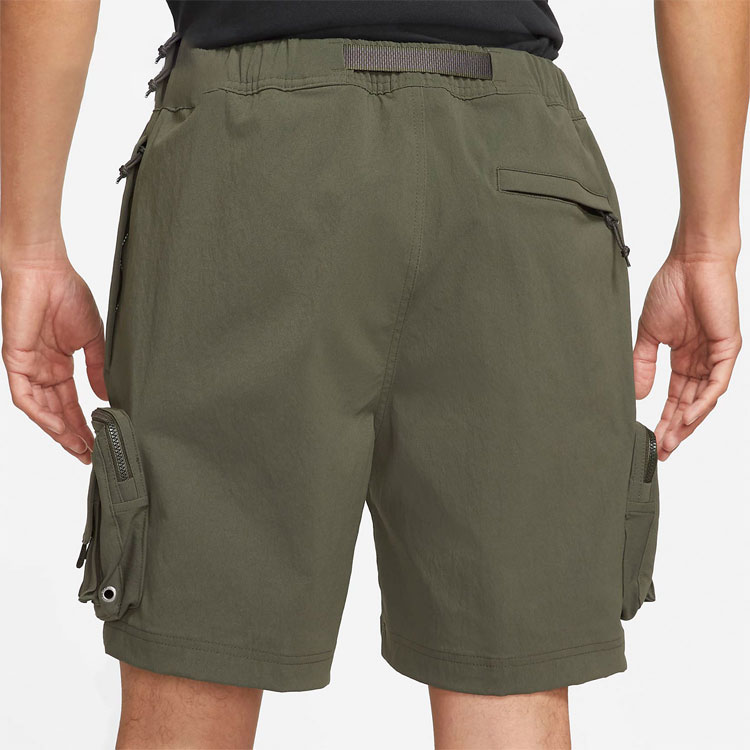 Purchase Nike Logo Celana Pendek Waterproof Utility Saku Banyak Warna Hijau Olive. DH8348-355